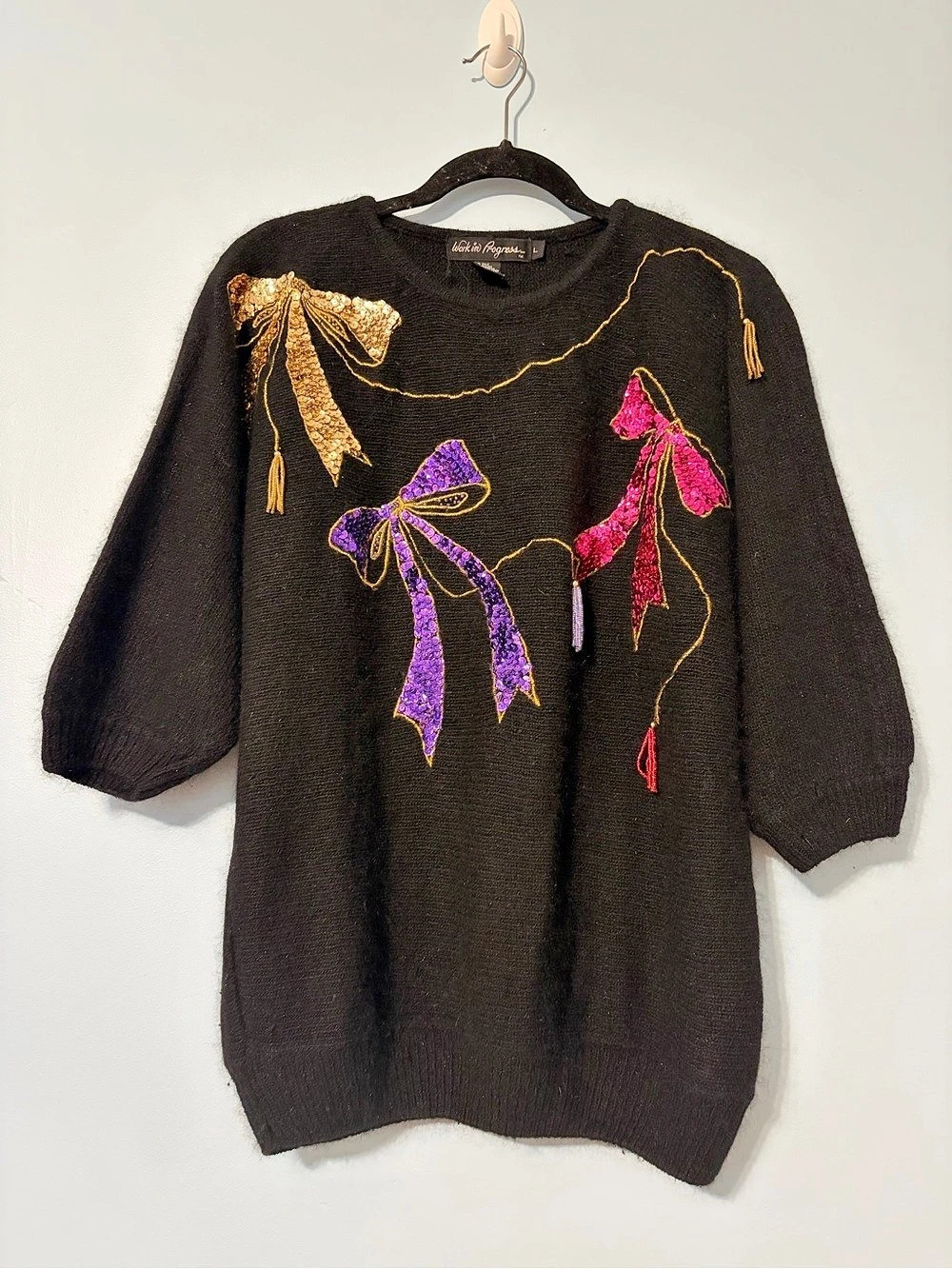 Work in Progress Sequin Bow Embellished Sweater in Black & Gold Large